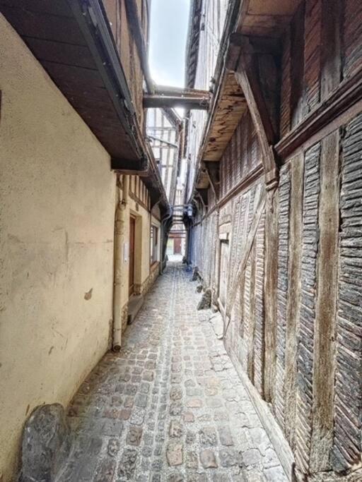 Appartement Au Coeur De Troyes Kültér fotó