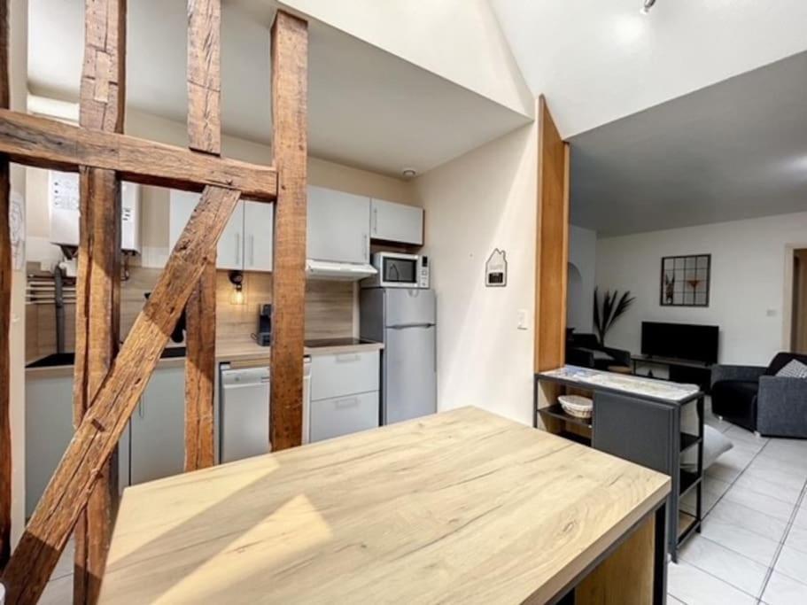 Appartement Au Coeur De Troyes Kültér fotó